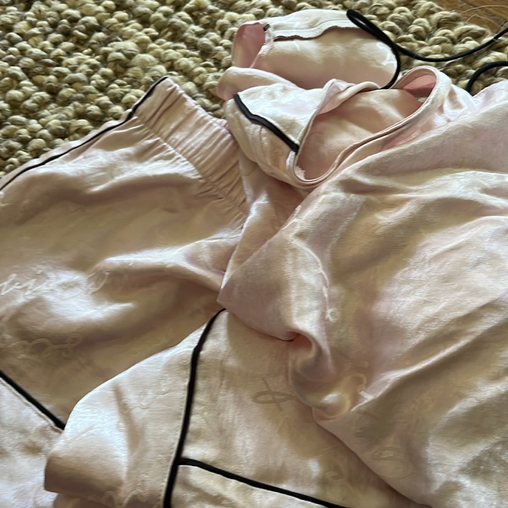 Victoria secret pj set - Picture 10 of 10